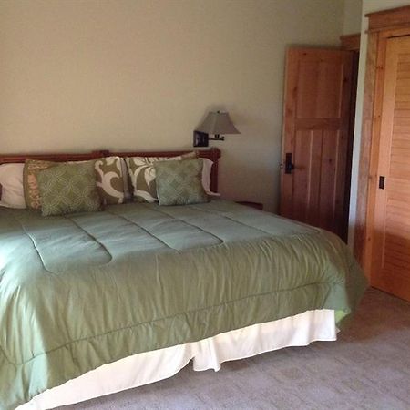 Volcano Rainforest Lodge Bagian luar foto